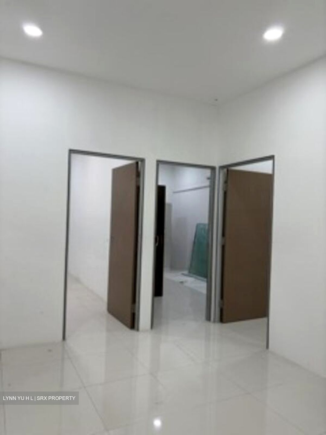 Geylang East Avenue 3 (D14), Office #523407641